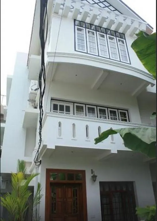 The Fort Bungalow Kochi Homestay
